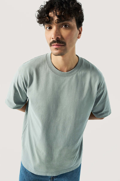tee-shirt oversize loom vert pastel face