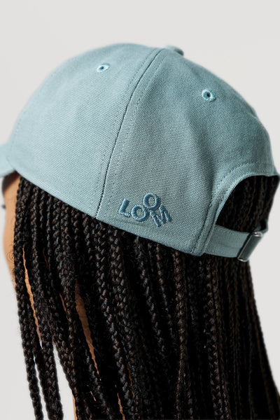 casquette bleu clair loom profil détail logo