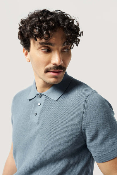 polo en maille loom bleu tempête profil