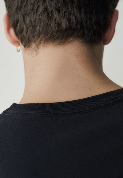 t-shirt coton noir homme détail col dos